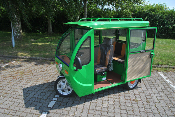 Electric cabin scooter / moped 30 - Tilmor 30